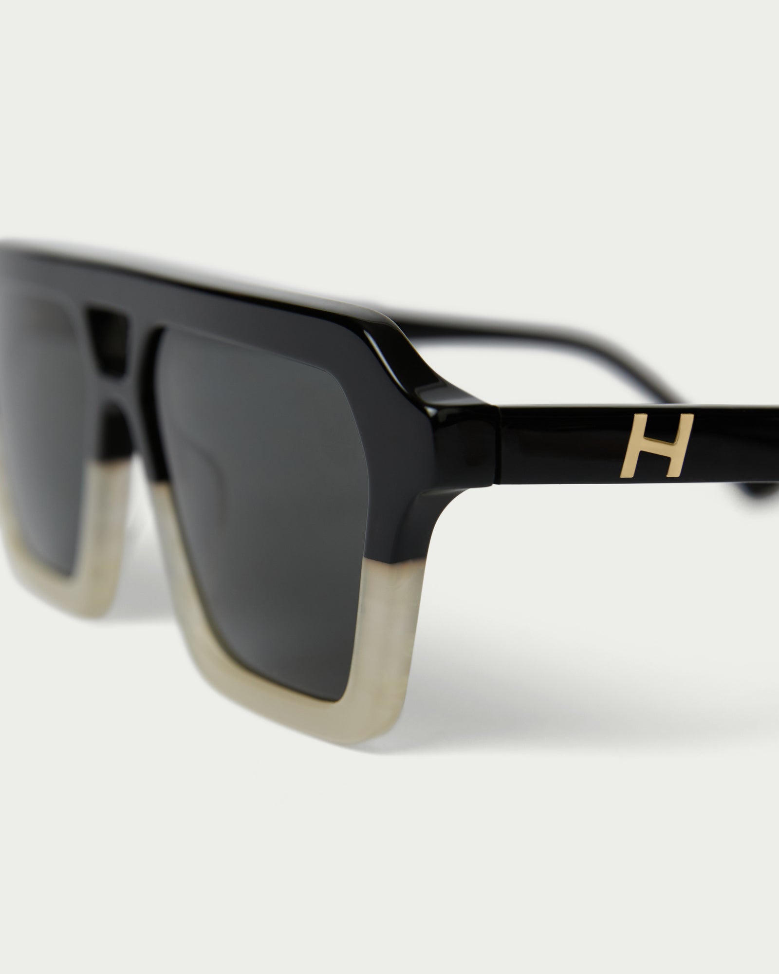 Hadid editorial import | the-manifestor | Hadid_Eyewear-56.jpg