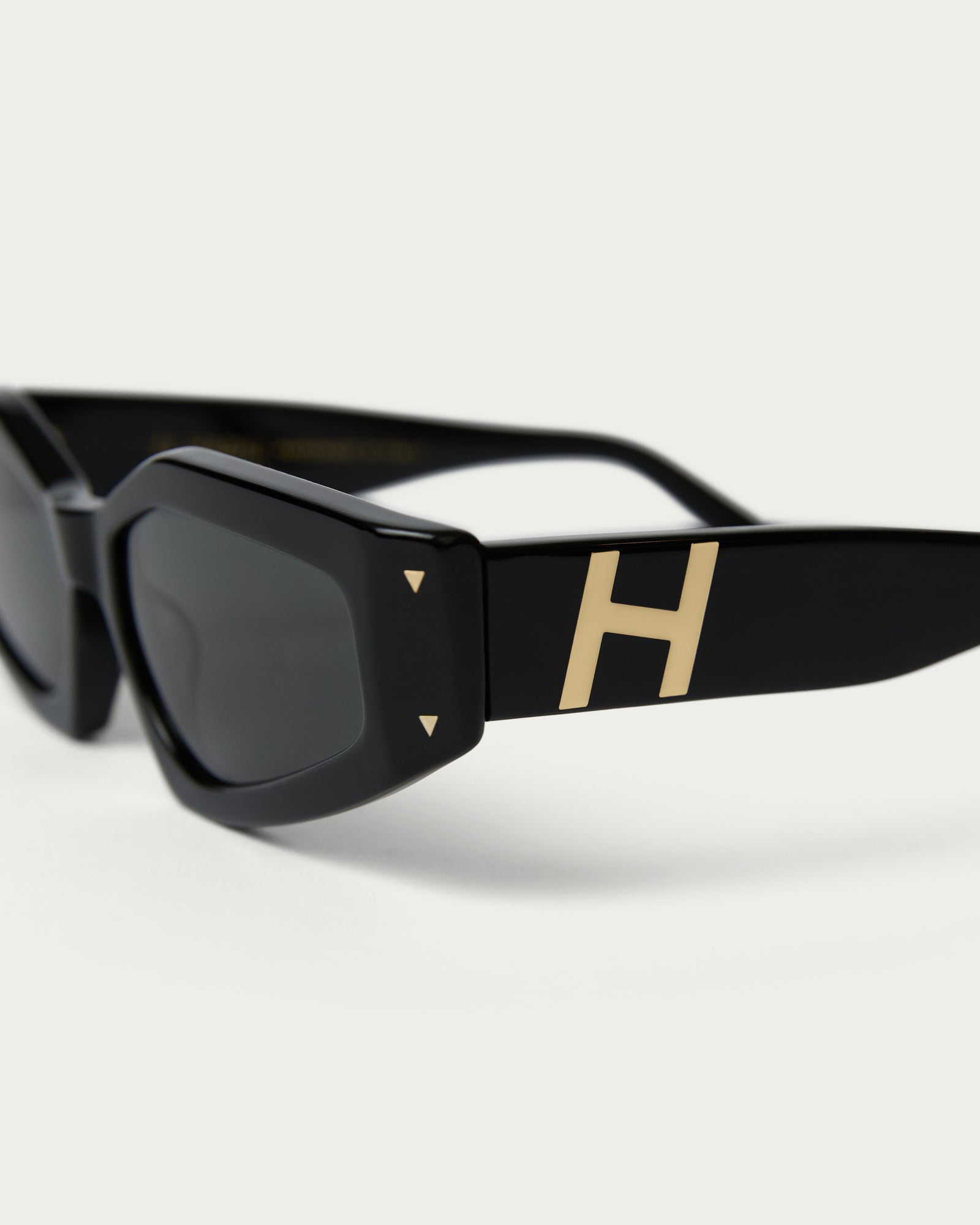 Black: The Future black angular sunglasses by Hadid Eyewear